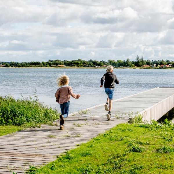 Børn, Byliv, Nykøbing, Limfjorden
