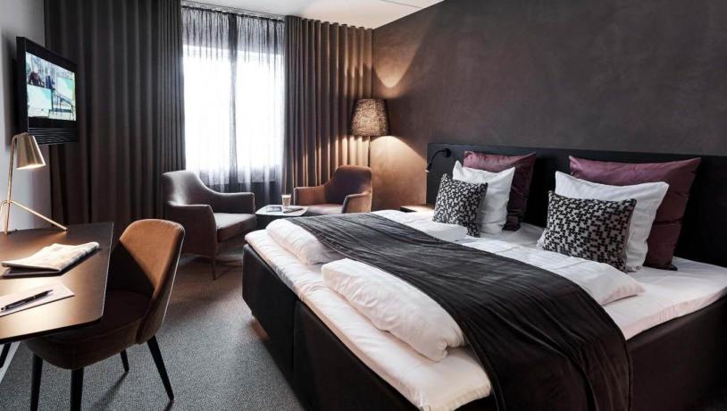 Grand Hotel Struer, plus værelse